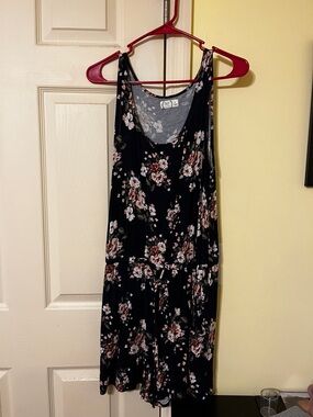 Maurices Navy Floral Romper Size Medium